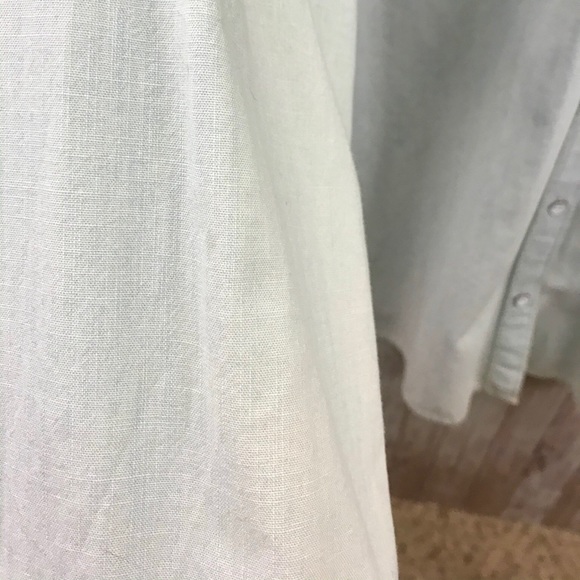 🎈Light Blue Faded Look Button Up Shirt NWT - Picture 5 of 7